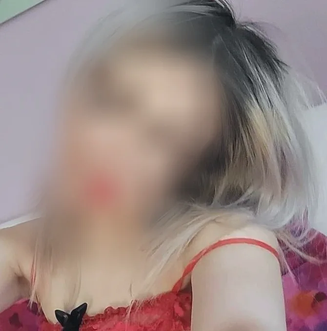 Oksana, 21 anni